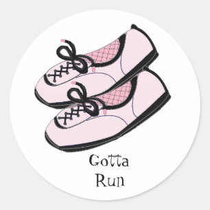 Roze hardloopschoenen - Moet gaan Ronde Sticker