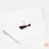 Roze hart met zwart lint sparen de datum ronde sticker (Envelop)