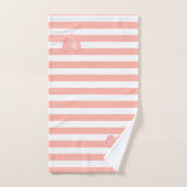 Roze hart op lichtkoraal roze en witte strepe vlek bad handdoek (Handdoek)