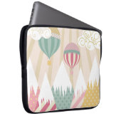 Roze hete luchtballon en bergscène laptop sleeve (Voorkant Rechts)