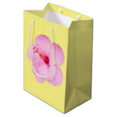 Roze Hibiscus Tropische Bloem Medium Cadeauzakje (Achterkant Gekanteld)