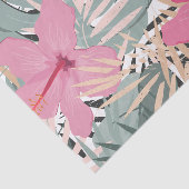 Roze Hibiscusbloemen en grote tropische bladeren Tissuepapier (Detail)