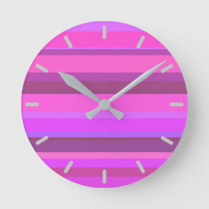 Roze horizontale strepen ronde klok