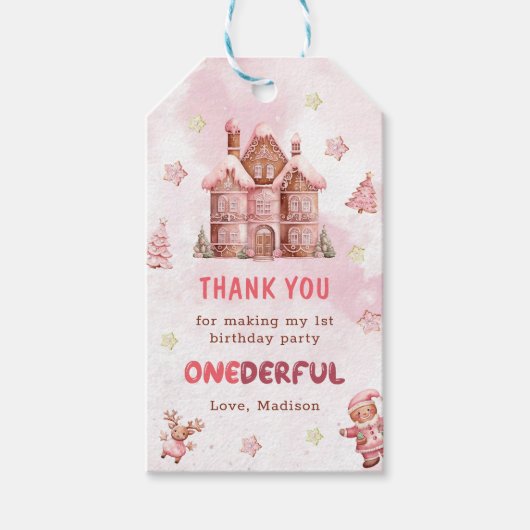 Roze huis van gemberkoek Kerst Eerste Verjaardag Cadeaulabel (Voorkant)