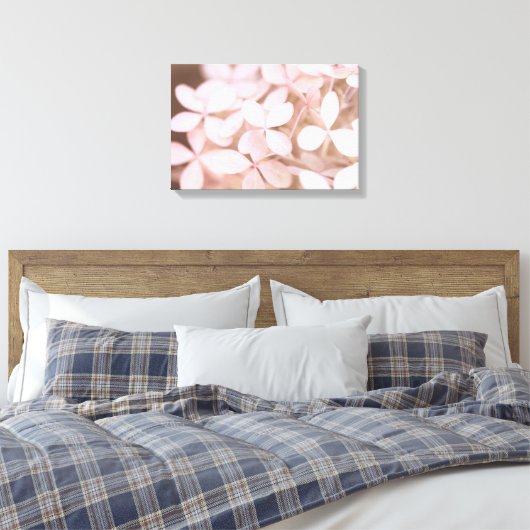 Roze Hydrangeabloem Blaadjes Canvas Afdruk (Insitu (Slaapkamer))