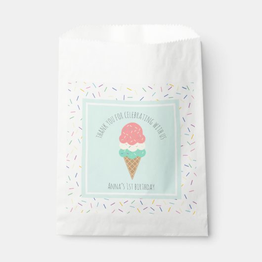 Roze ijsje, snoer en sproinkles, een verjaardag bedankzakje (Voorkant)