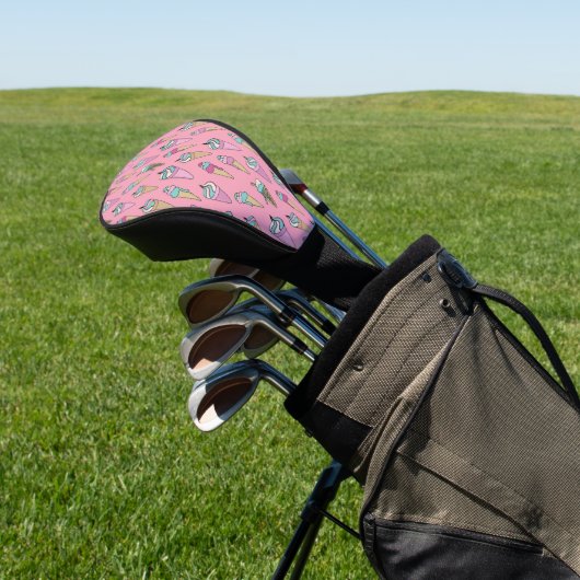 Roze ijsvormer golfheadcover (Insitu)