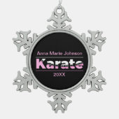 Roze Karate Martial Arts Moderne Typografie Tin Sneeuwvlok Ornament (Voorkant)