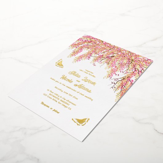 Roze Kersenbloesem Bloemen Bloemen Douche Trouwen Folie Uitnodiging (Gedraaid)