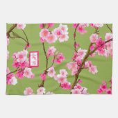 Roze Kersenbloesems Chartreuse Green Monogrammed Theedoek (Horizontaal)