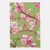 Roze Kersenbloesems Chartreuse Green Monogrammed Theedoek (Verticaal)