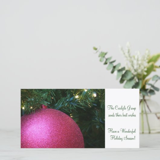 Roze kerstbal feestdagenkaart (Staand voorkant)