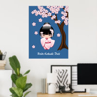 Roze Kimono Kawaii Kokeshi Pop op Blauwe Achtergro