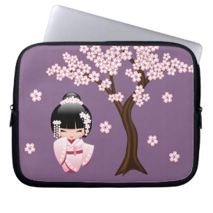 Roze Kimono Kawaii Kokeshi Pop op Paars Laptop Sleeve