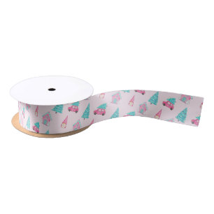 Roze komkommerpittenboom met kerstboom lint
