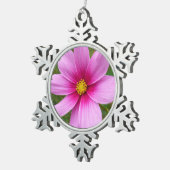 Roze kosmos bloemen tin sneeuwvlok ornament (Rechts)