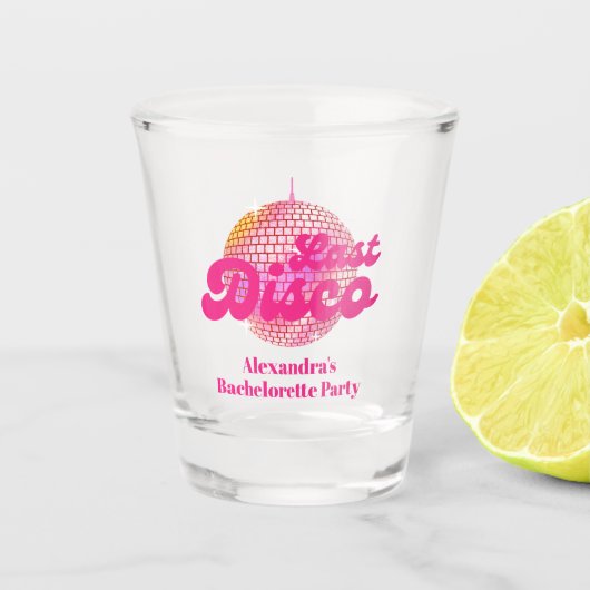 Roze Laatste Disco Retro 70's Bachelorette Party Shot Glas (Voorkant)