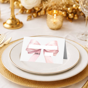 Roze lint plaatskaarten elegant gevouwen
