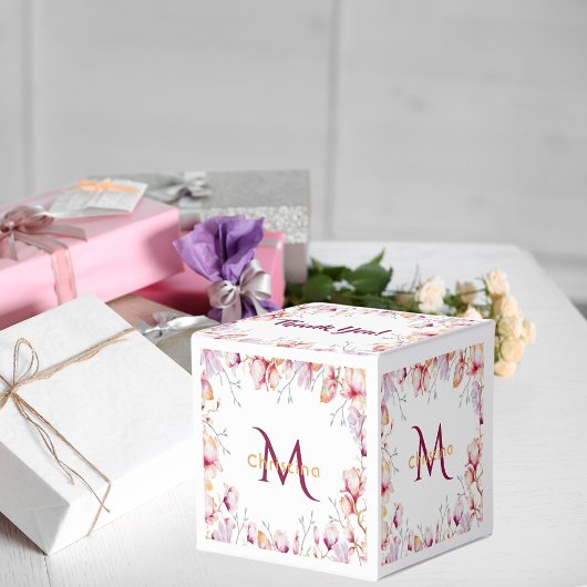Roze magnolia florals wit dank je monogram bedankdoosjes