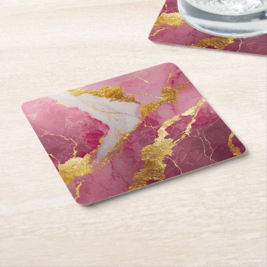 Roze marmeren patroon met goud vierkante kartonnen onderzetter (Schuin)