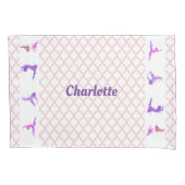 Roze meisjes Gymnastiek Quatrefoil Monogram Naam Kussensloop (Voorkant)