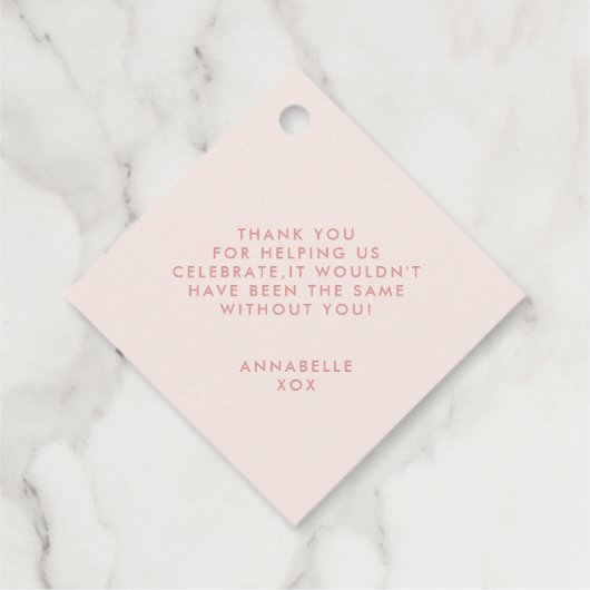 Roze meisjesachtige moderne cocktail script bruids bedankjes labels (Achterkant)