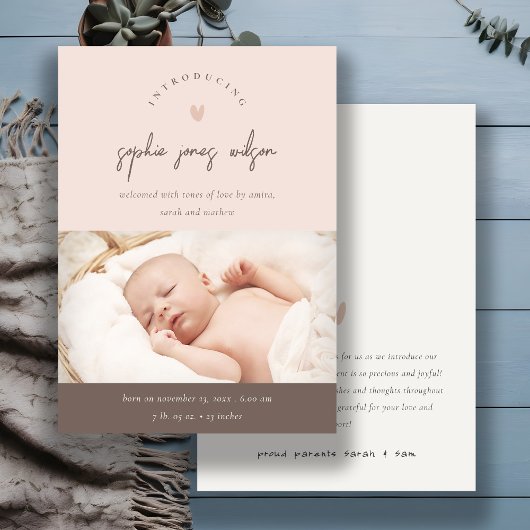 Roze minimale hartstilstand Aankondiging van de ge