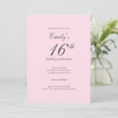 Roze minimalistische 16e verjaardagsfeestje uitnod kaart (Staand voorkant)