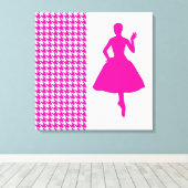 Roze Modern Houndstooth met mode Silhouette Canvas Afdruk (Insitu (Houten vloer))