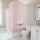 Roze Modern Script Girly Monogram Naam Douchegordijn (In situ)