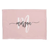 Roze Modern Script Girly Monogram Naam Kussensloop (Voorkant)