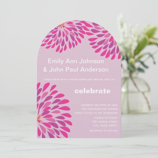 Roze moderne Floral Chrysanthemum Wedding Kaart (Staand voorkant)