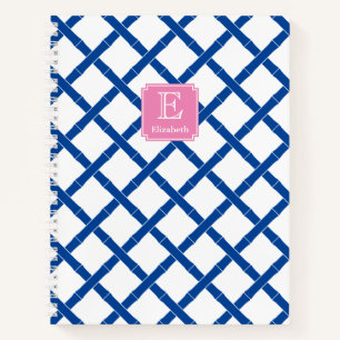 Roze monogram met blauwe en witte bamboe trellis notitieboek