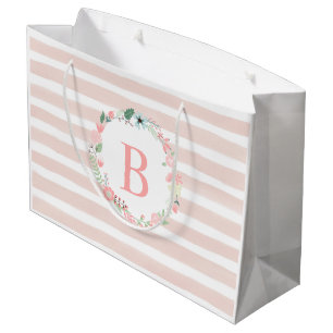 Roze Monogrammed Floral Wreath Large Cadeauzakje