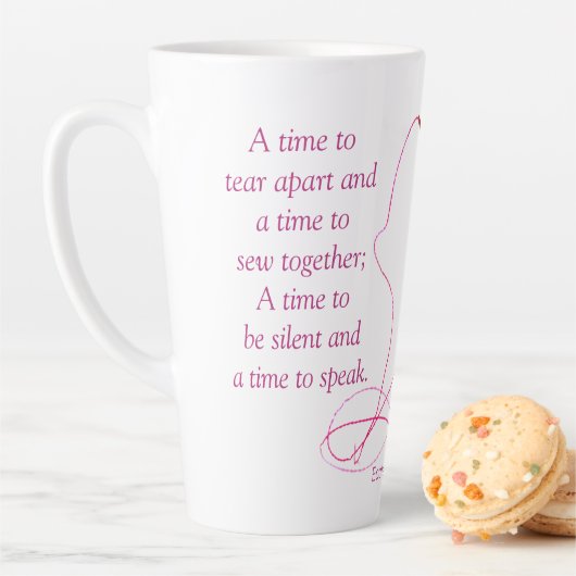 Roze naald en draad met bijbelverse latte Mok (In situ)