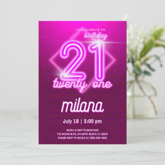 Roze Neon 21th Birthday Party Invitation Kaart (Staand voorkant)