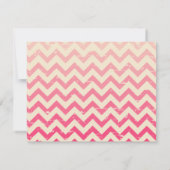 Roze ombre Zigzag Party Invitation Kaart (Achterkant)