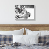 Roze Oogtijger Canvas Afdruk (Insitu (Slaapkamer))