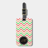Roze Oranje Groene Chevron Pattern met Monogram Bagagelabel (Voorkant verticaal)