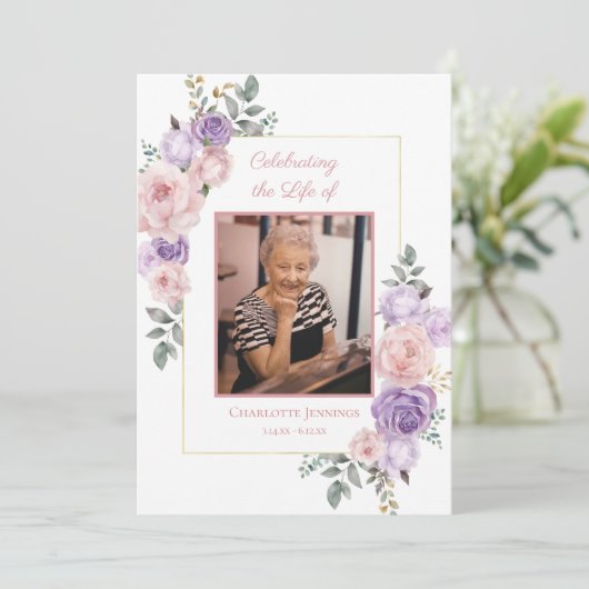 Roze Paarse Bloemen Begrafenisprogramma Programma (Staand voorkant)