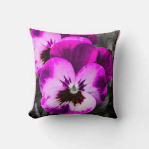 Roze Pansy Pillow Kussen