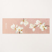 Roze perzikkoraalglitter magnolia florale initiale yogamat (Voorkant (horizontaal))