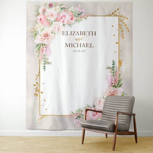 Roze Pioen Bloemen Goud Script & Lijst Achtergrond Wandkleed (In situ)