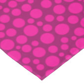 Roze polka dot tafelkleed (Gekanteld)