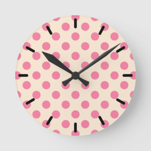 Roze polka-punten op crème ronde klok