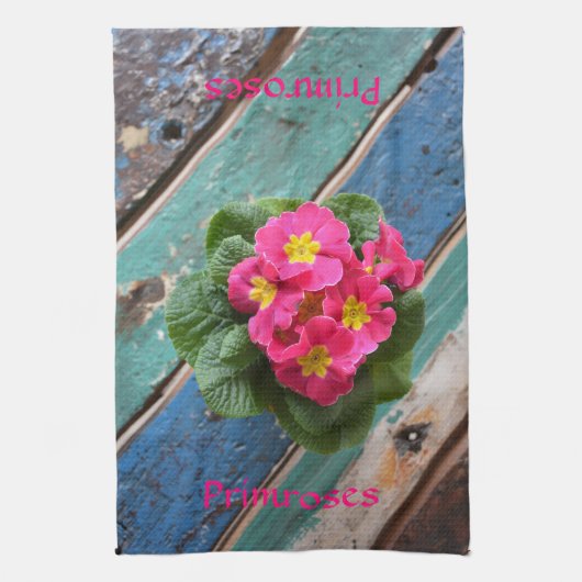 Roze Primroses Heldere Kleurrijke Rustieke Bloemen Theedoek (Verticaal)