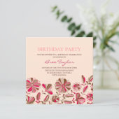 Roze Retro Bloem Ontwerp Verjaardag Uitnodiging (Staand voorkant)