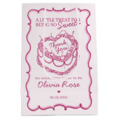 Roze Retro Hart Coquette Kersentaart BruidsShower Medium Cadeauzakje (Achterkant)