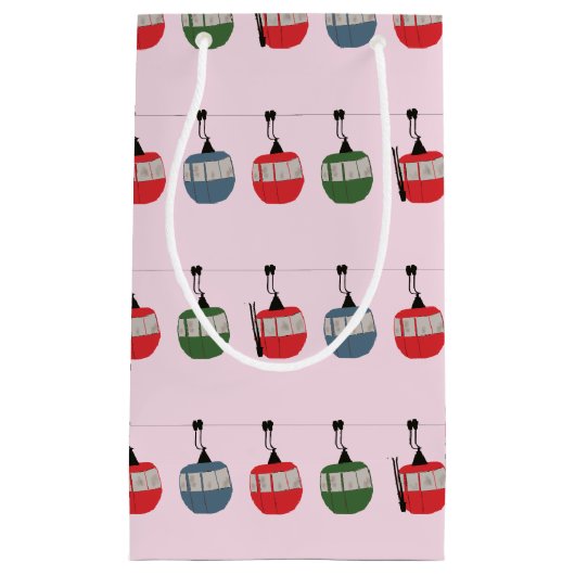 Roze Retro Skilift Illustratie Skiër Klein Cadeauzakje (Voorkant)