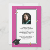 Roze retro squiggle golvend afstuderen aankondiging (Achterkant)